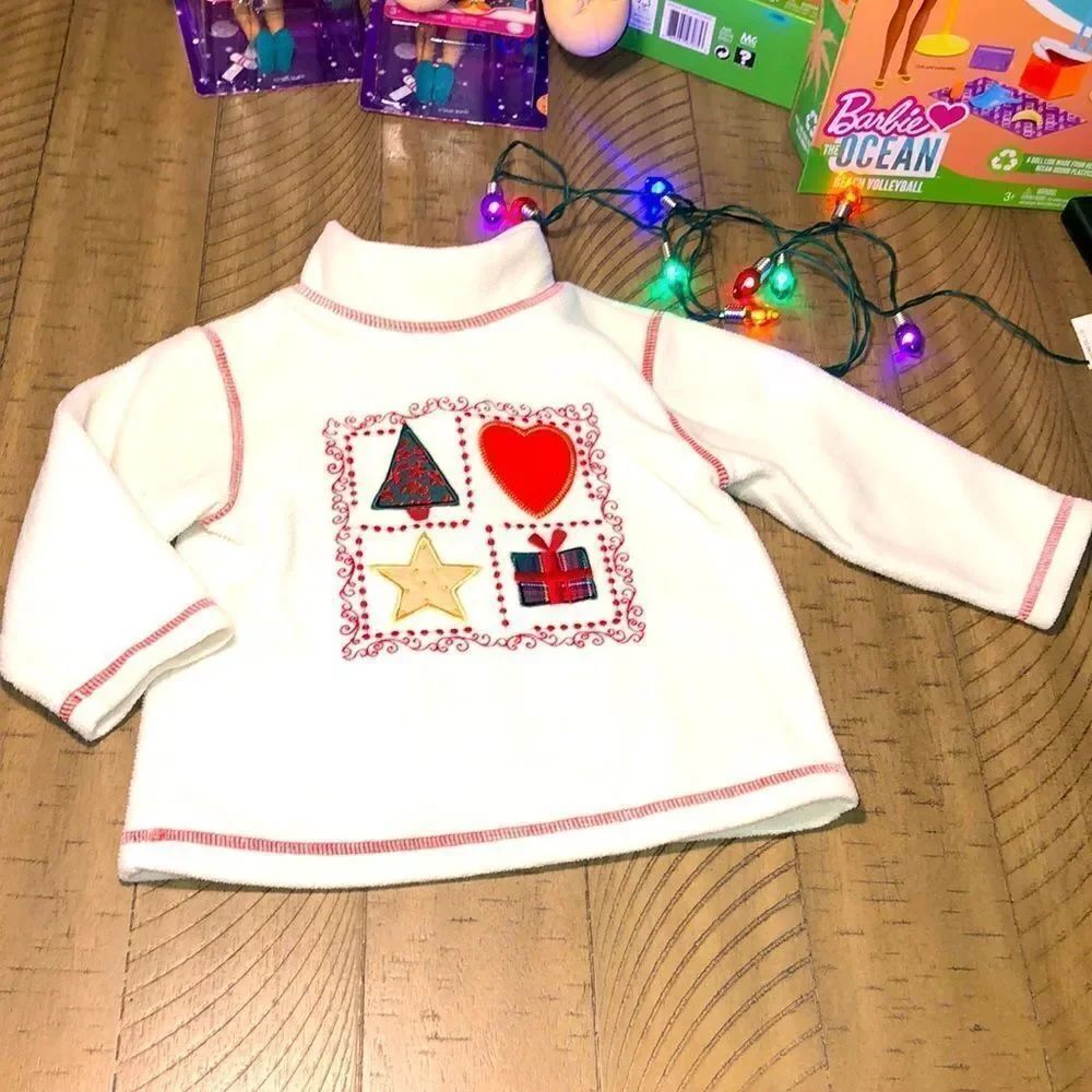 Vintage Holiday Fleece Sweatshirt 💯 Polyester. Soft 18months.